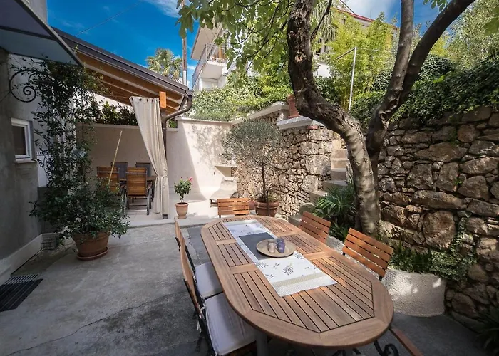 Daire Latino Crikvenica